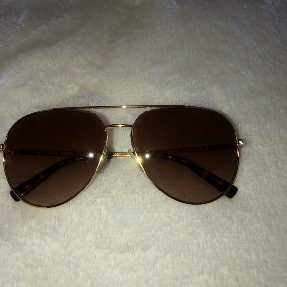 Michael Kors glasses - Picture 1 of 3